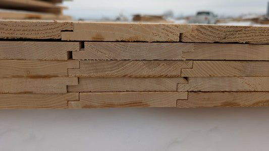 Planches embouvettées (mi-joint) dispo dans les finies/dimensions suivantes. 2,30$ le pied carré dans le 1x5 fini rough. 2,50$ dans le 1x5 fini plané 1 face. 2,50$ le pied carré 1x6 ou 1x8 fini rough. 2,75$ le pied carré 1x6 ou 1x8 fini plané 1 face.