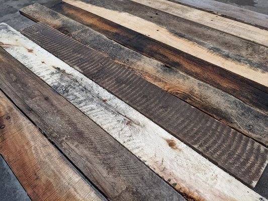 Planche de 3 1/2 de large par 40" de long (en moyenne) prix au pied carré